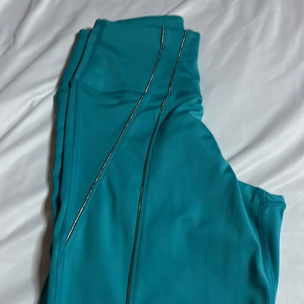 Nike Yoga Leggings